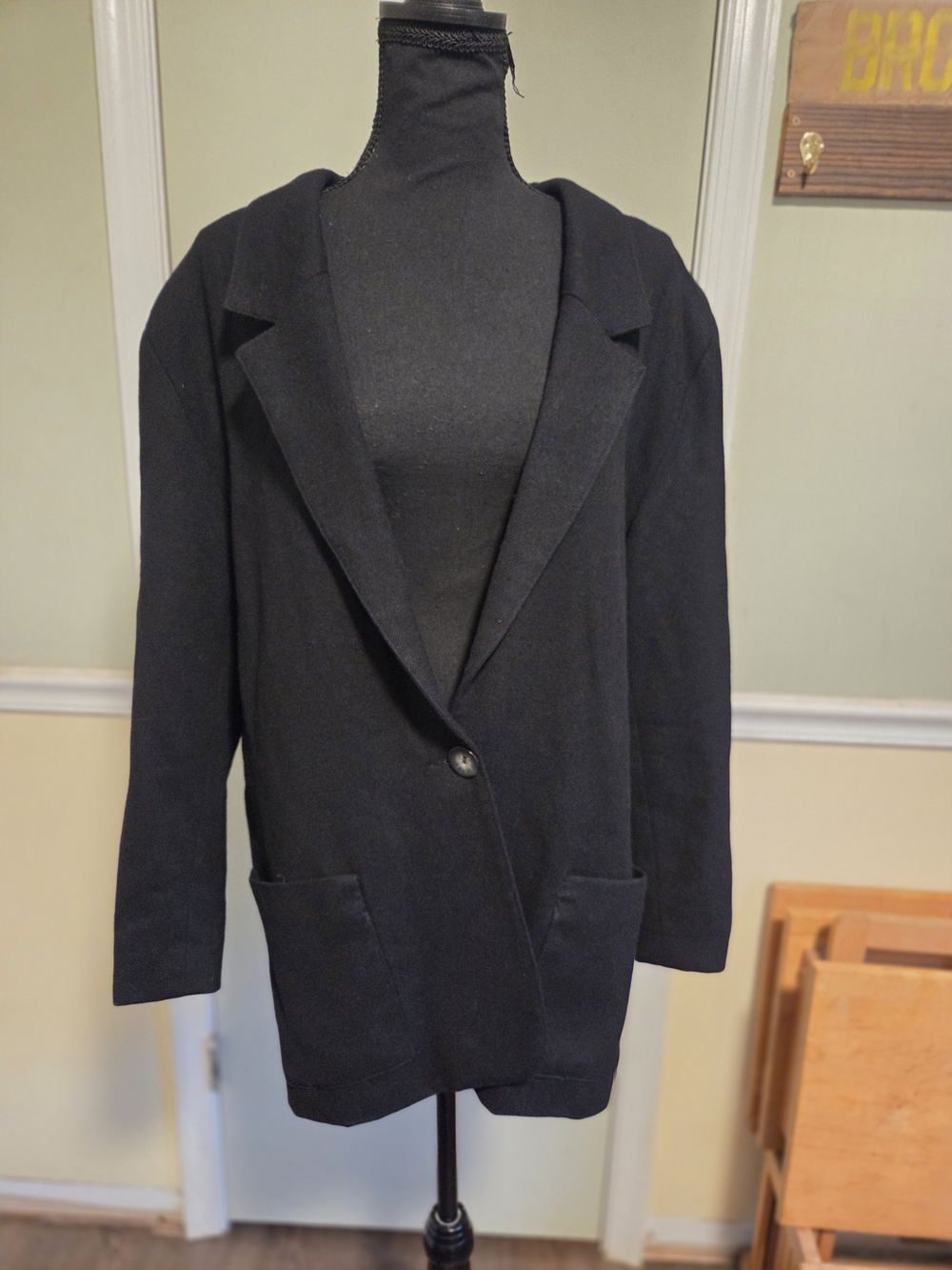 Galleria Enterprises, Inc. Black Single-Button Women's Blazer Jacket